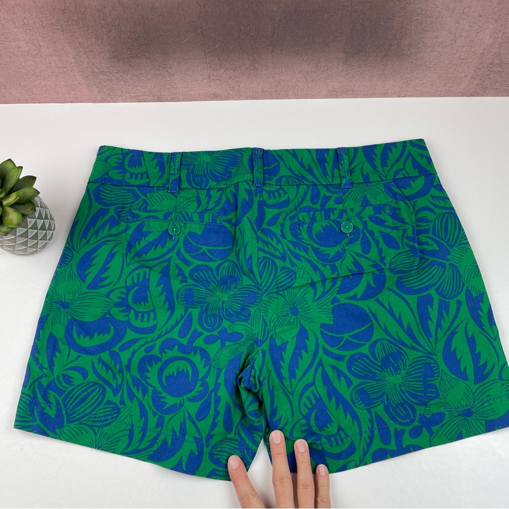 Talbots The Daily Shorts Blue Green Floral Tropical Women Size 12 Petite - Picture 6 of 6